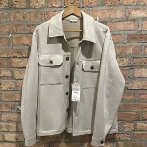 Woman’s Zara Button Up Light Jacket